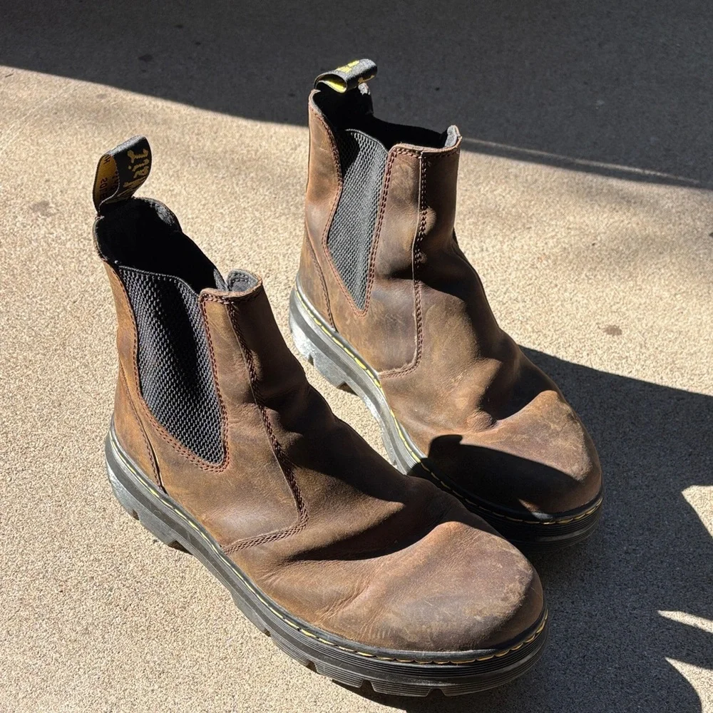 Men’s Doc Martens Leather Boots - Picture 4 of 6